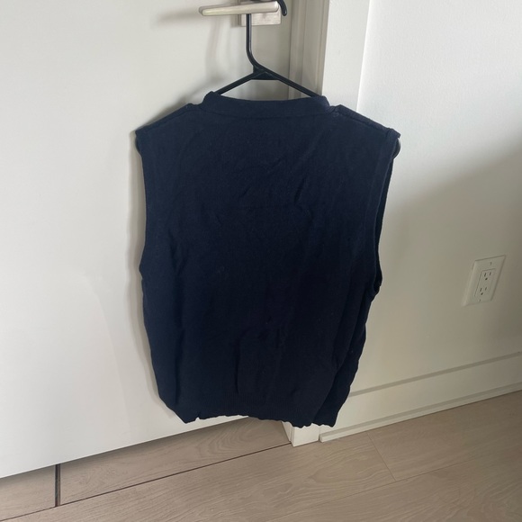 Navy Brandy Melville vest - Picture 2 of 2